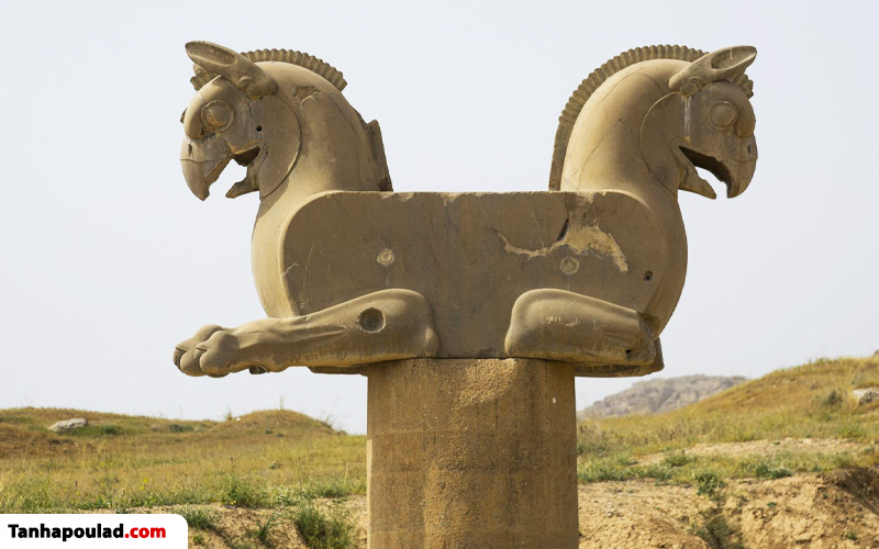 سرستون های هخامنشی