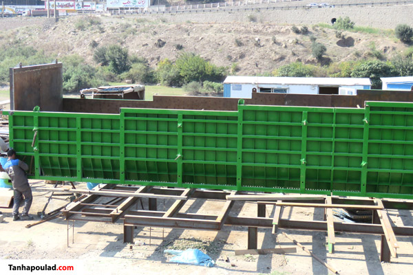 قالب بندی سر ستون